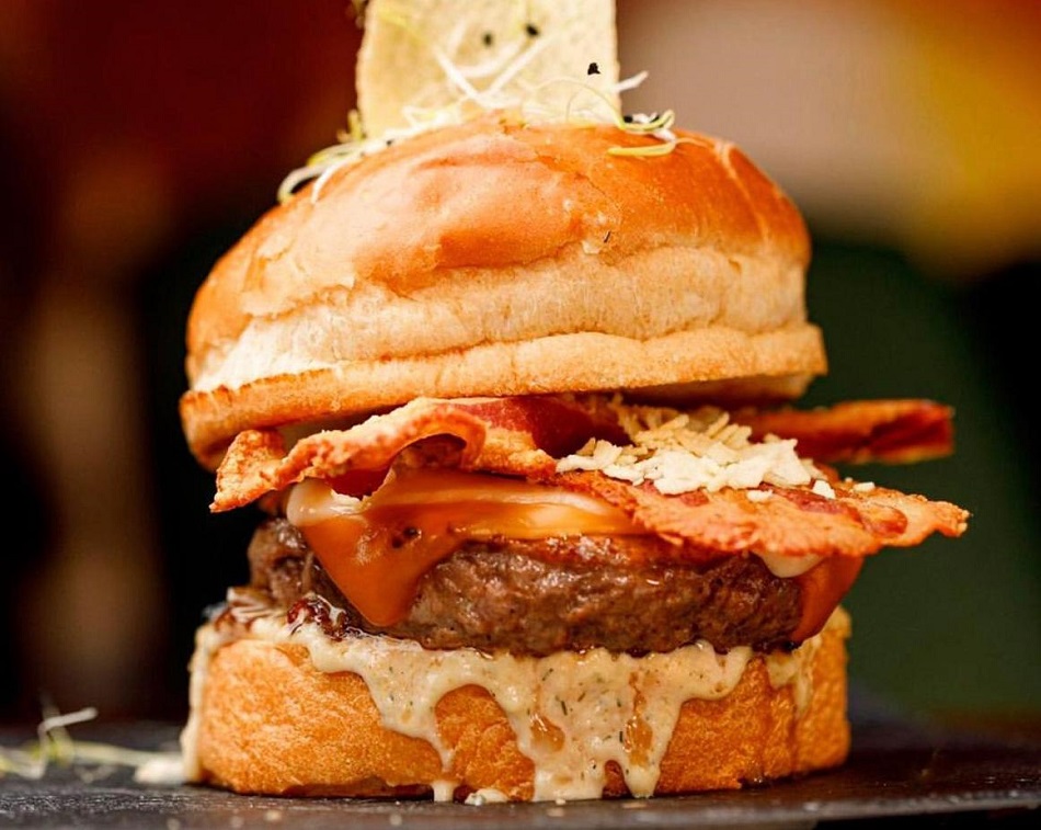 BRONX BURGER PAMPLONA/ HAMBURGUESERIA BURGER AL MEJOR ESTILO AMERICANO