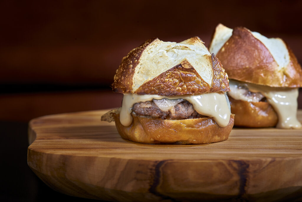 Mordisco. Hamburguesas Gourmet Y Mucho Más. Una Experiencia Inolvidable.